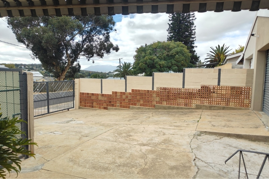 5 Bedroom Property for Sale in Dalsig Western Cape